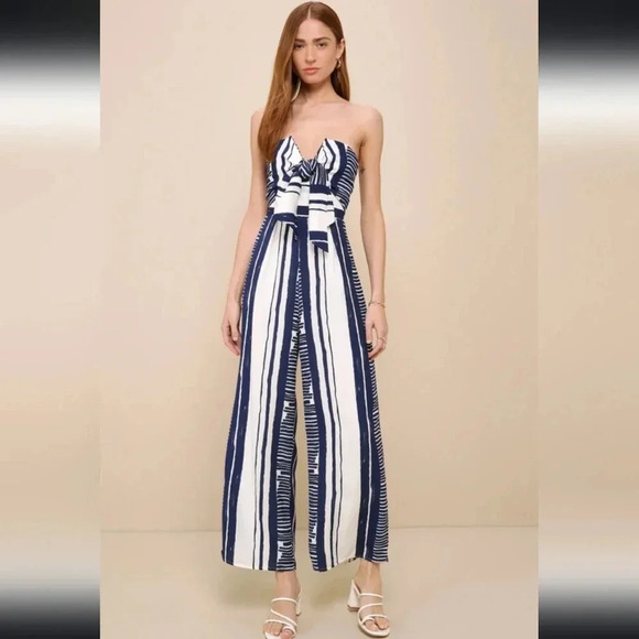 NWT Lulus Delphi Blue and White Striped Tie-Front Strapless Jumpsuit Size Small - Picture 1 of 14